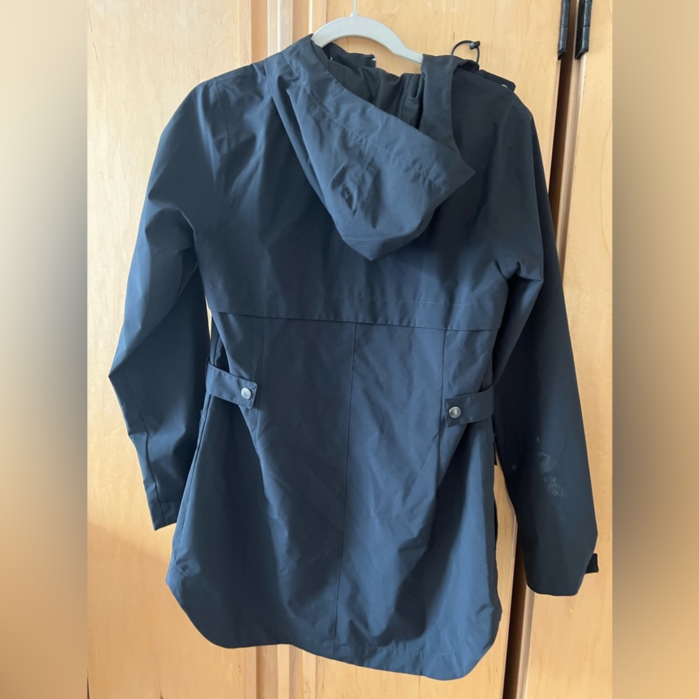 Columbia rain jacket 🌧️ - Picture 4 of 5